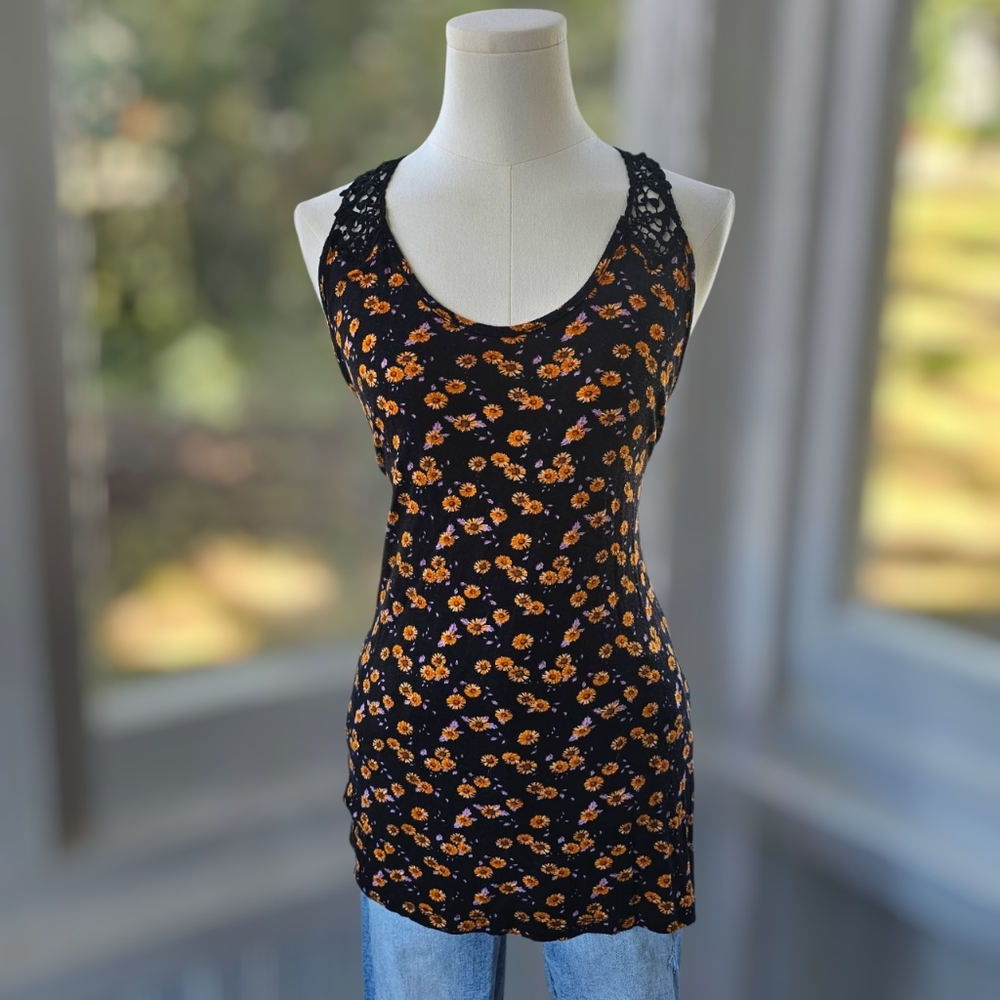 BKE Floral Black and Orange Lace Tank Top Size XL
